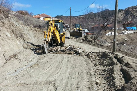 Honaz’da yol çalışması