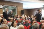 Halk gününe katıldılar, kaçak binalarına elektrik istediler