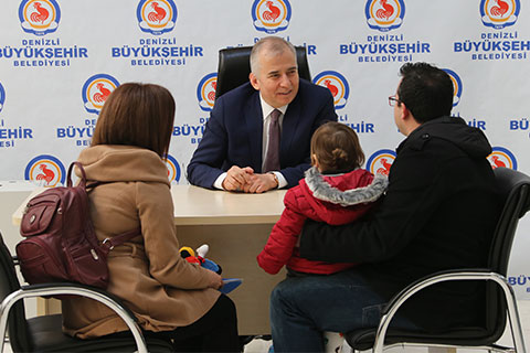 Zolan halkla buluştu, sorun dinledi
