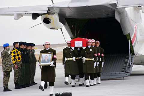 Şehit Emin Güngör Çardak’ta törenle karşılandı