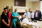 74 yaşındaki hasta Tekden’de sohbet ederken ameliyat oldu