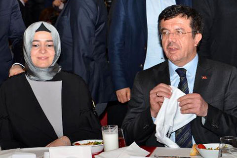 Bakan Kaya, Hollanda’daki diplomasi skalndalını anlattı