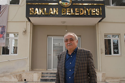 Baklan Belediye Başkanı Gülsever: “Kabul ediyorum, ben deliyim”