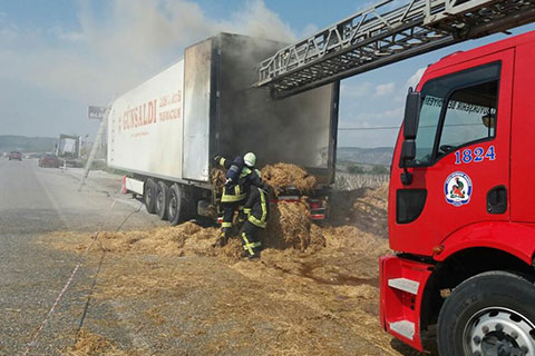 Buldan’da TIR yangını korkuttu