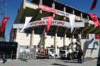 Atatürk Stadı’nın tabelası yeniden yerinde
