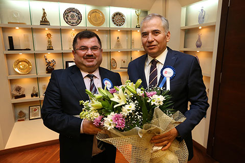Zolan: “Vergi borcu olmayan belediyeyiz”