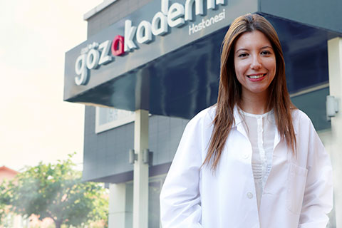 Op. Dr. Arife Esra Kocakaya Gözakademi’de