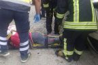 Sarayköy’de takla atan otomobil sürücüsü güçlükle kurtarıldı