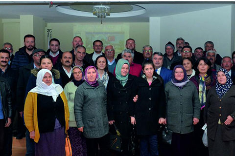 Acıpayam ve Çal’da örtü altı yetiştiriciliği
