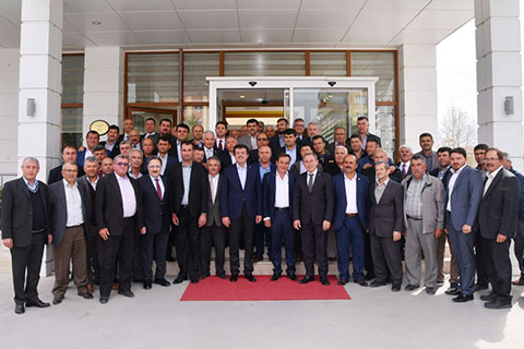 Zeybekci, kendisine hakaret eden Bild’e her türlü hesabın sorulacağını söyledi