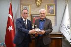 Tavas’ta Hatipoğlu’na yoğun ilgi