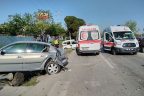 Kamyonet ışıkta duramadı