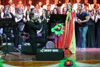 Konser sahnesinde sürpriz evlilik teklifi