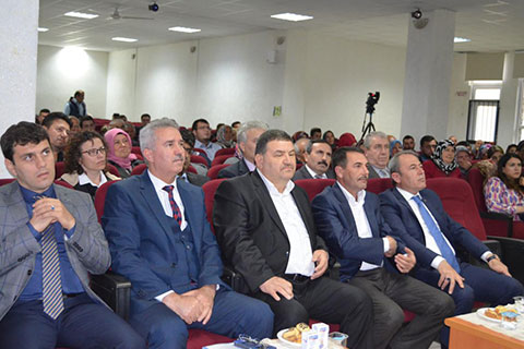 Süt sığırı yetiştirmeyi öğrendiler