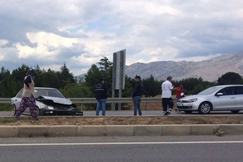 Acıpayam’da kaza: 3 Yaralı