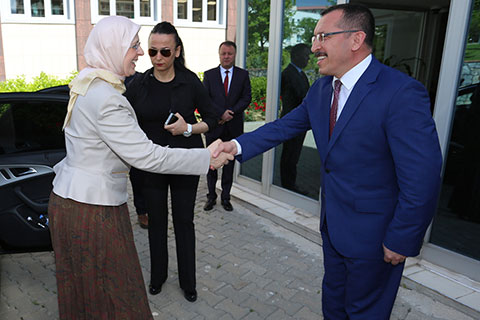 Sema Ramazanoğlu’ndan Rektör Bağ’a ziyaret