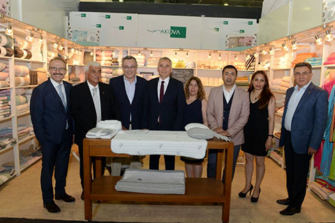 Denizli protokolü, Evteks Fuarı’nda Denizli firmalarını ziyaret etti
