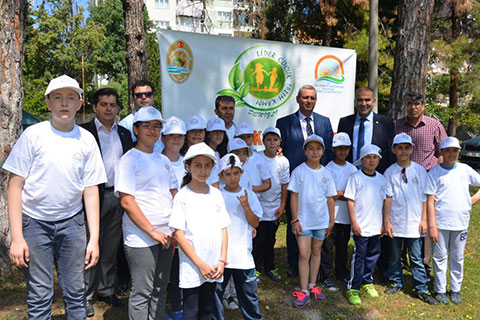 Çocuklar Tarım Kampı’nda