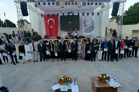 Denizli türkülerini söyledi