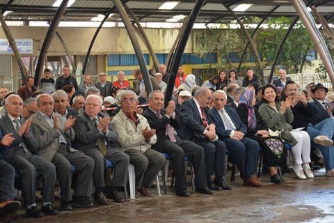 60 yıl önceki öğretmen ve öğrenciler bir araya geldi