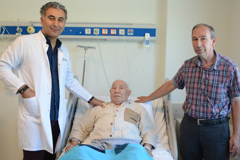 92 yaşındaki dede, Azrail’e meydan okudu
