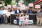 CHP’nin adalet arayışı sürüyor. Adalet için 2 dakika eyleminin adresi Gazi Bulvarı