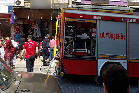 Bayramyeri’nde yangın paniği
