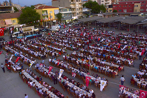 Sarayköy Belediyesi’nden 3 bin kişiye iftar