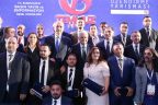 Bir ödül daha