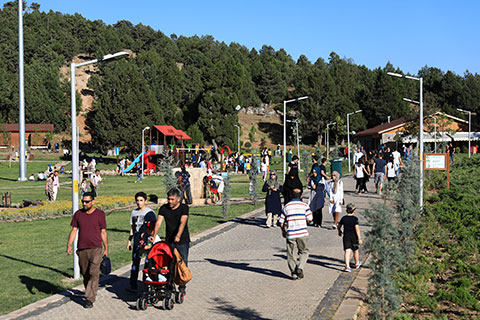 Sıcaktan bunalanlar Bağbaşı Yaylası’na koşuyor
