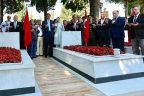 Asri Mezarlık Şehitliği’nde 15 Temmuz şehitleri de anıldı