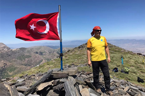 Başkarcı’nın zirvesi Karababa’da, ay-yıldızlı bayrak hep dalgalanıyor