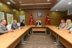 Demokrat Parti Vali’nin makamında