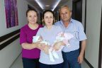 Erken doğan ikizler Tekden’de hayata tutundu