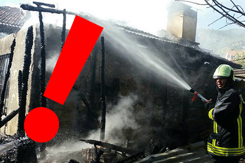 Yaşlı kadını alevlerin arasından aldılar