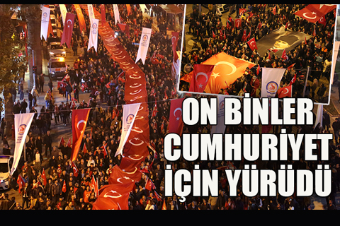 Onbinler Cumhuriyet’e sahip çıktı