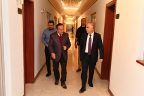 Vali Karahan, Faber Mermer ve Ozan Tekstil’i ziyaret etti