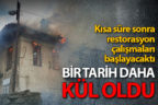 Buldan’da tarihi ev alevlere teslim oldu