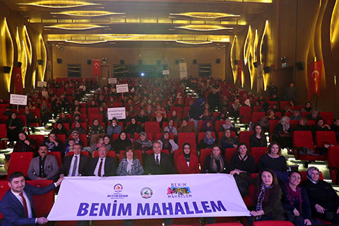 Büyükşehir kadınları sinemada buluşturdu