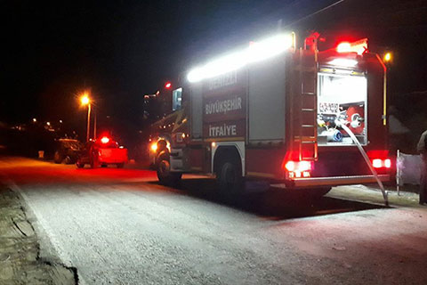 Güney’de gece yarısı alevler yükseldi