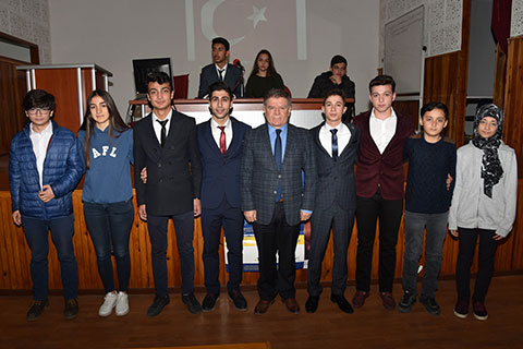 Öğrenciler başkanlarını seçti