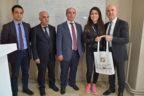 Özbaş’tan öğrencilere eğitim seti