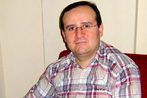 Sınıfta kalp krizi geçiren öğretmen öldü