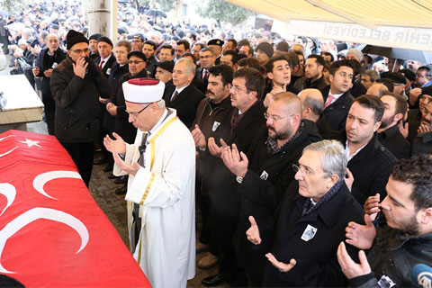 YENİÇERİ TOPRAĞA VERİLDİ