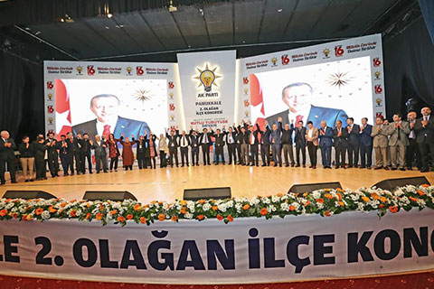 AK Parti Pamukkale’de başkan Uğur Gökbel