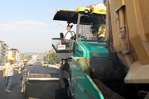 Büyükşehir üst yapı çalışmalarını yoğunlaştırdı