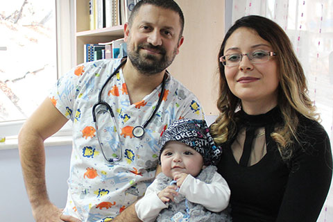 Beren Su Bebek 1 yaşında yeniden doğdu