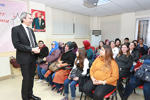 Hamilelik Okulu 9. dönem mezunlarını verdi