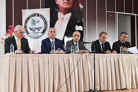 Eğitim masaya yatırıldı