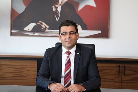İlhan: ”Yanlış girişimi durdurun”